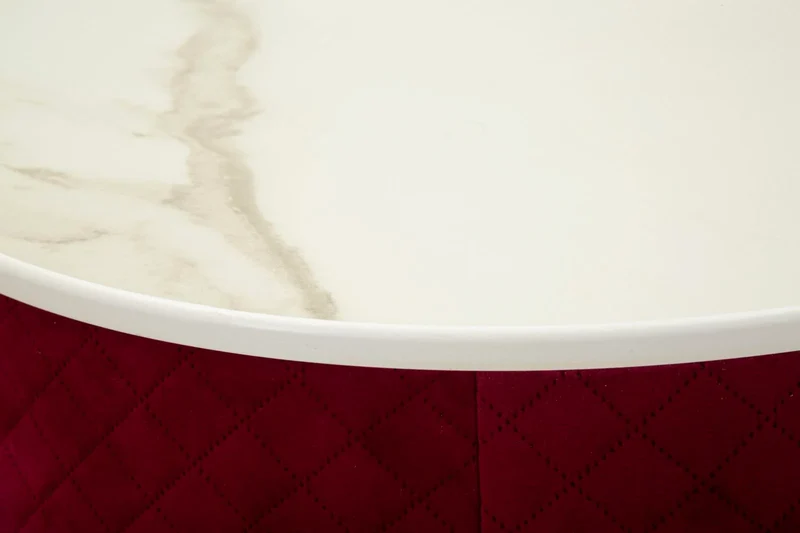 Table de chevet rouge avec pouf assorti et plateau en marbre – Coiffeuse Velit