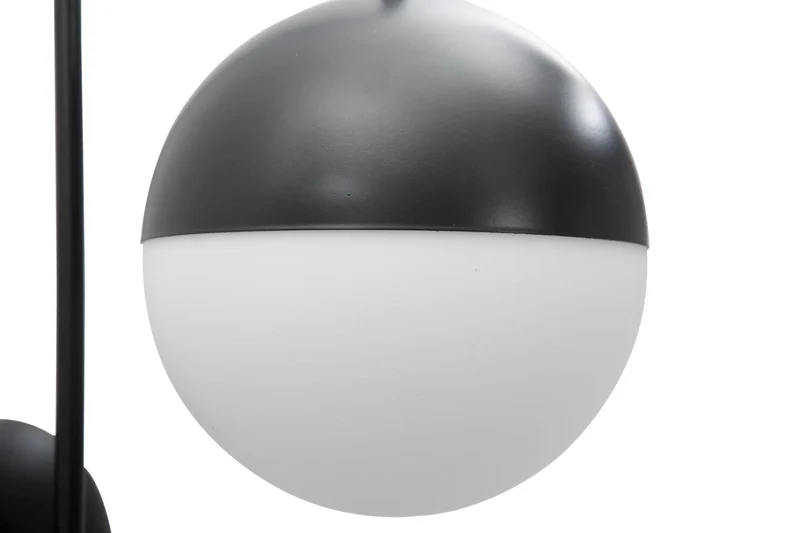 Applique murale d'extérieur noire avec bras incurvé – Darky Street Design