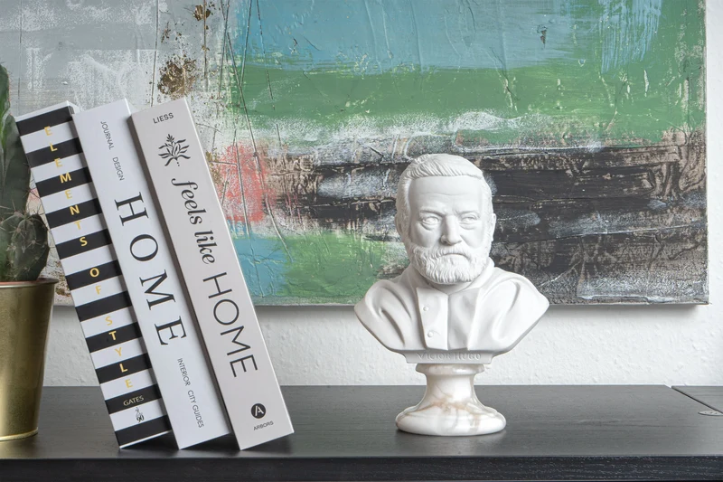 Buste Victor Hugo — Maître du Romantisme Français