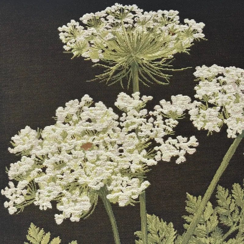 Coussin Noir – Ombelles Florales Décoratives (Tissage Jacquard)