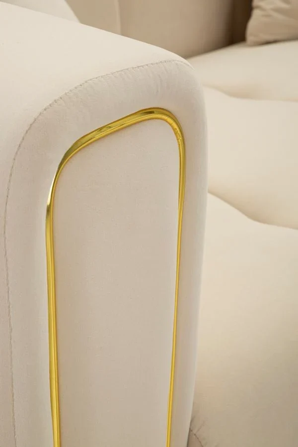 Canapé en velours crème avec coussins – Canapé 2 places Alma