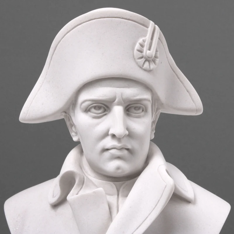 Buste de Napoléon Bonaparte (petite taille) - sculpture en marbre