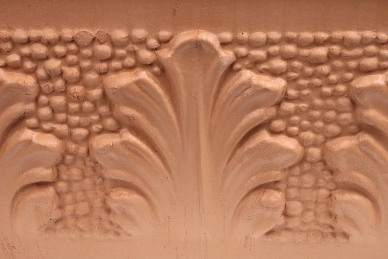Pot de fleur rectangle avec relief en terre cuite