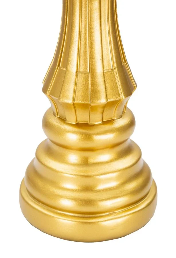 Pièce d’échecs dorée et noire (sculpture moderne)