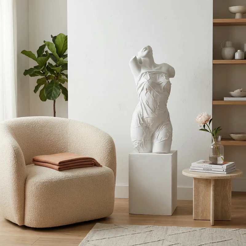 Sculpture Torse Féminin Drapé — Interprétation Contemporaine d’une Forme Classique