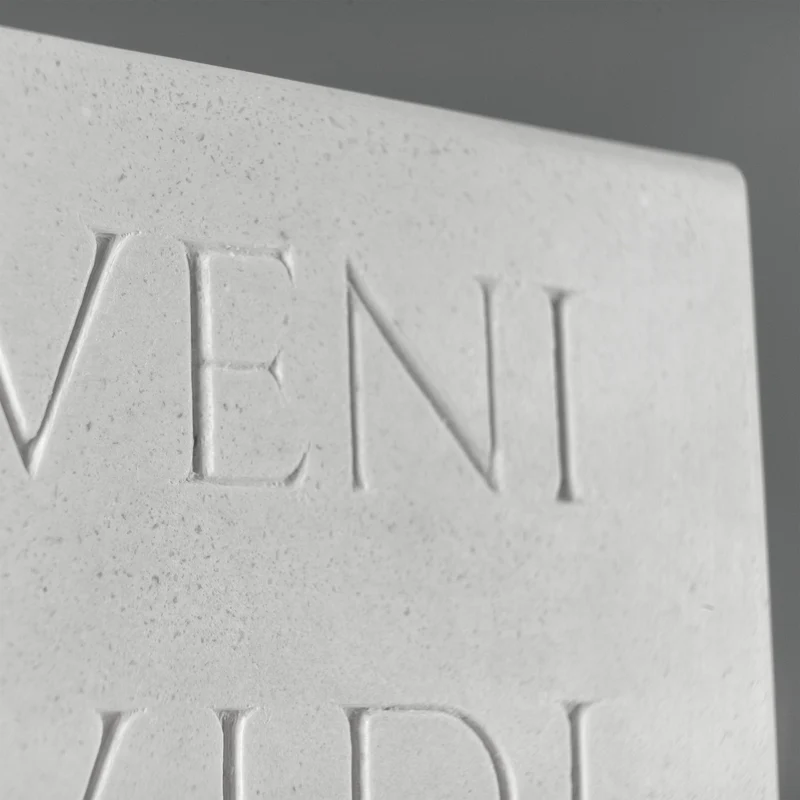 Serre-Livres Veni Vidi Vici – Sculpture d’Inscription Romaine