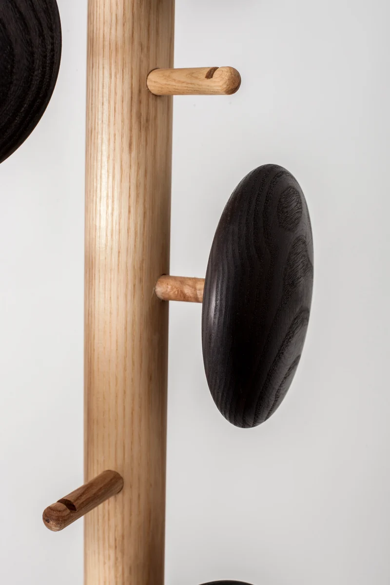 Porte-manteaux Mobile Johnny Stecchino | Frêne massif huilé - Studio Ventotto