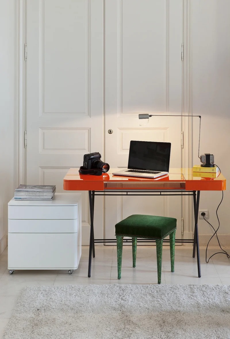 Bureau Cosimo, laqué orange brillant | Marco Zanuso Jr