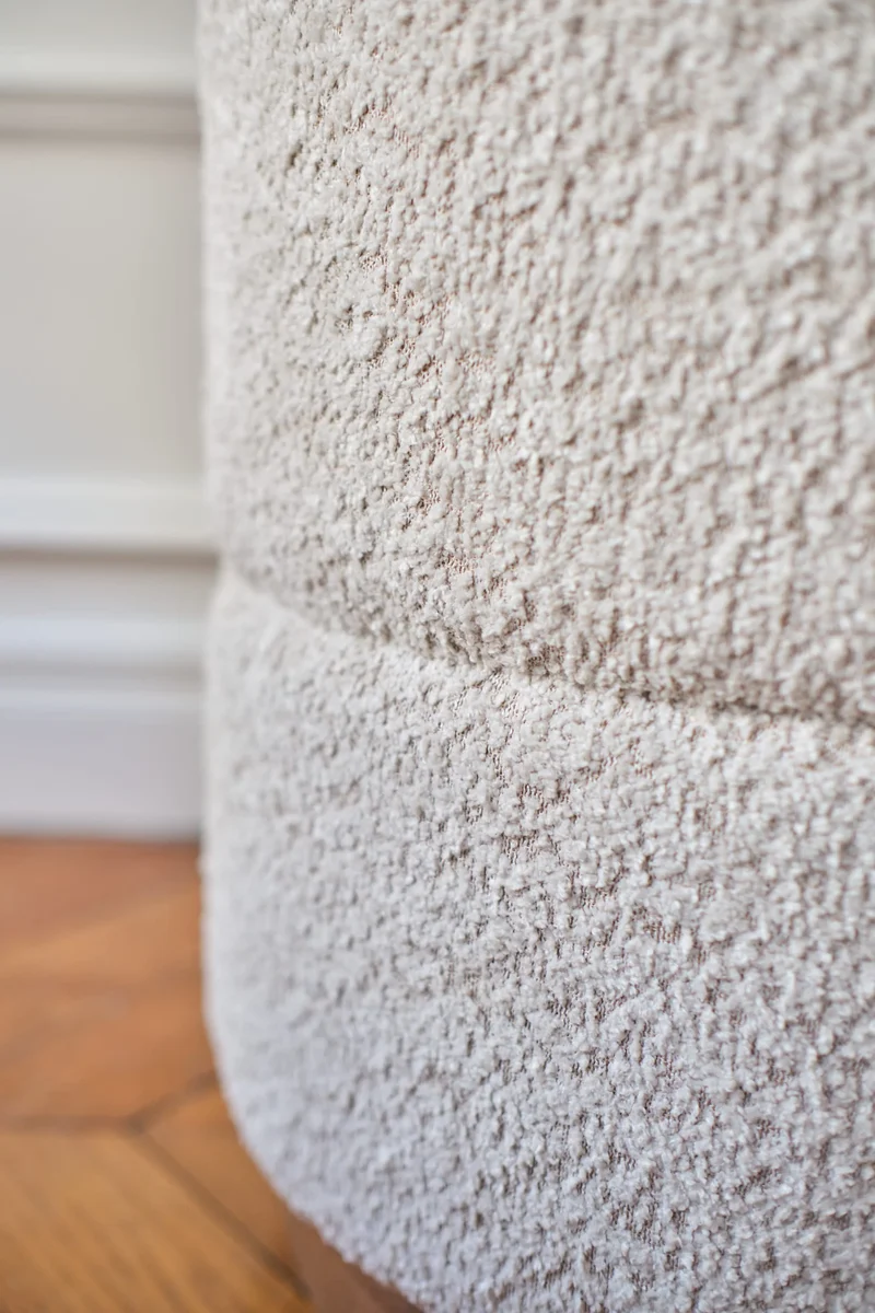 Auguste Pouf cylindrique en bouclette cr me