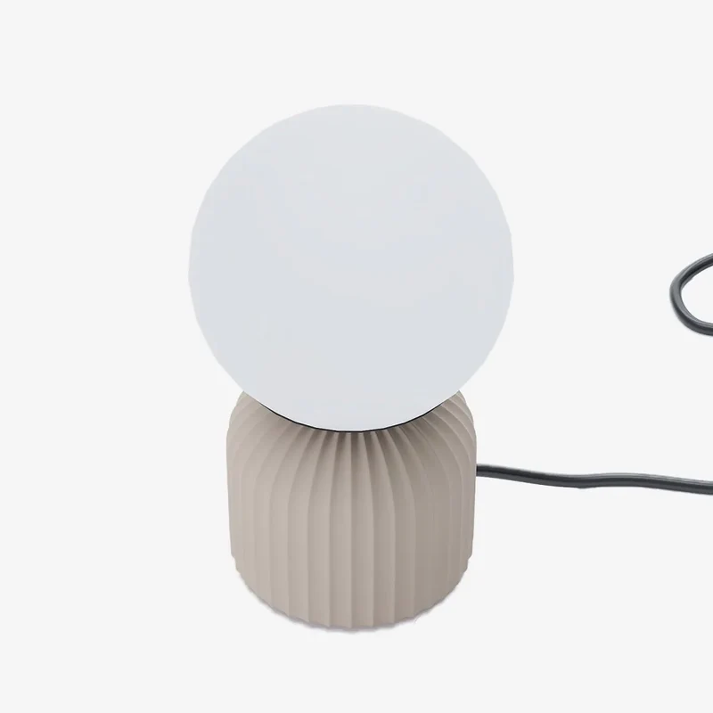 Lampe poser en c ramique et globe en verre