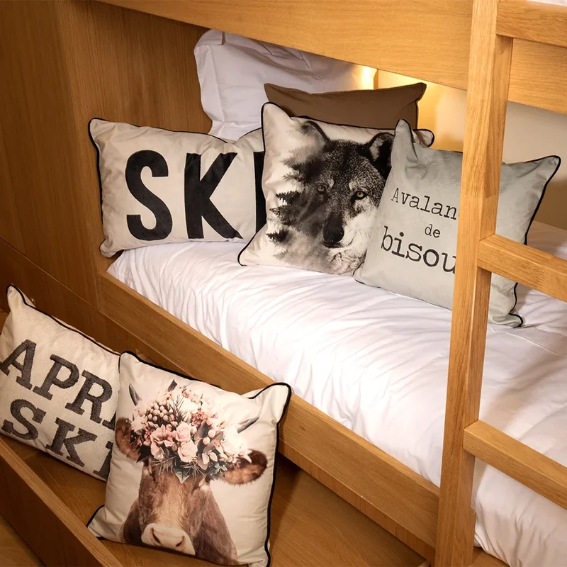 Coussin Velours Loup Wolf