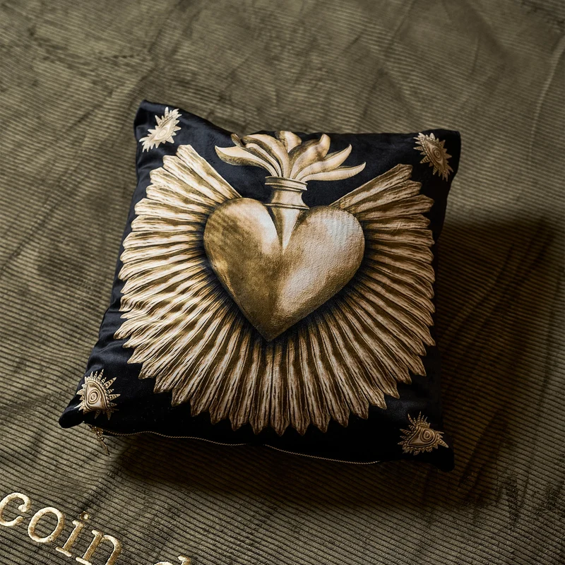 Coussin Velours Ex Voto Blesle