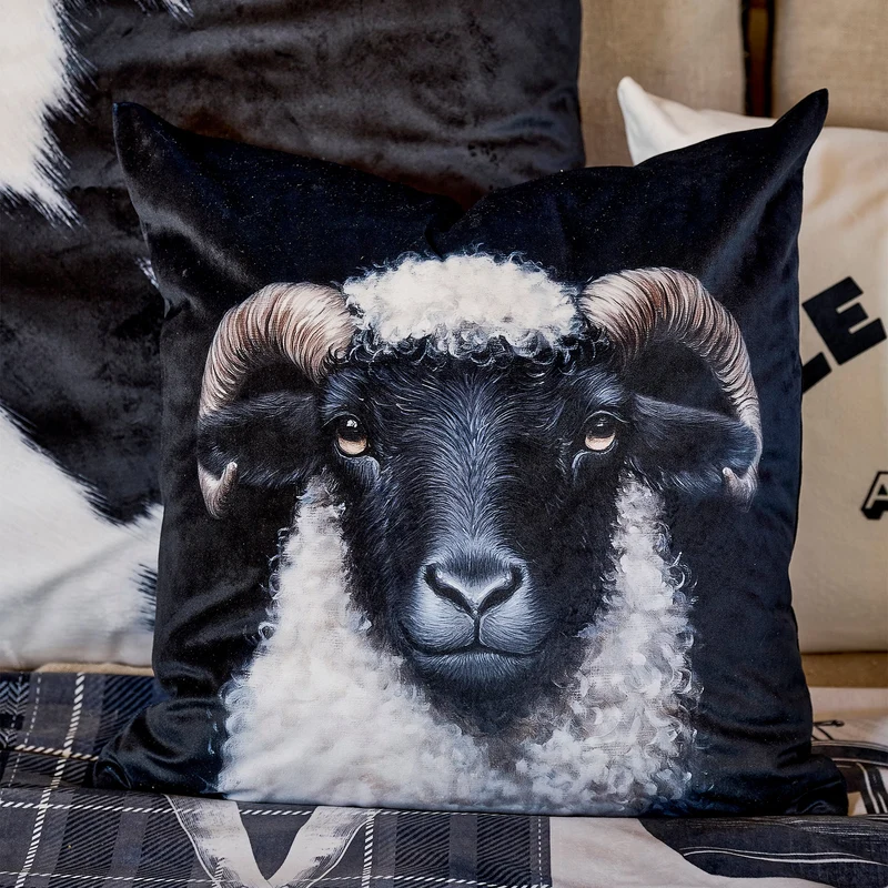 Coussin Velours Mouton Castel Del Monte