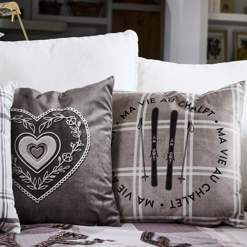 Coussin Velours Vie au Chalet