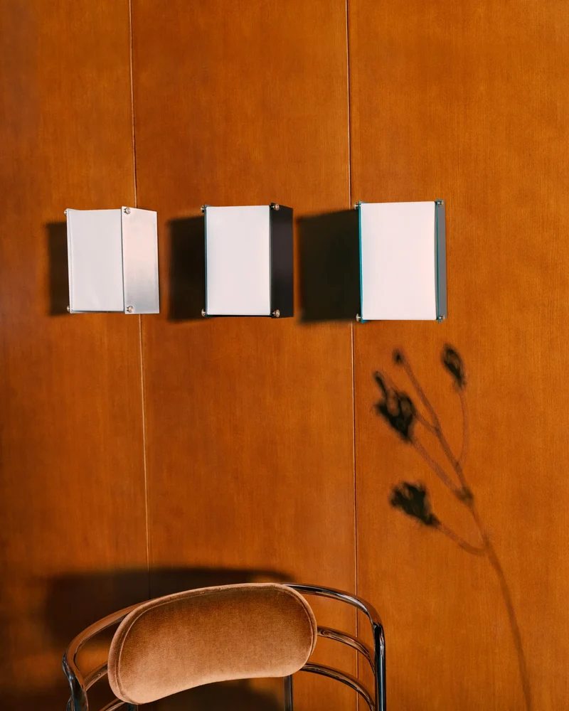 Boxie wall light - Brushed stainless steel