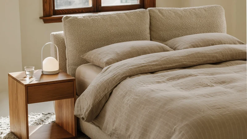 Cloud Bed, King, Cream Boucle