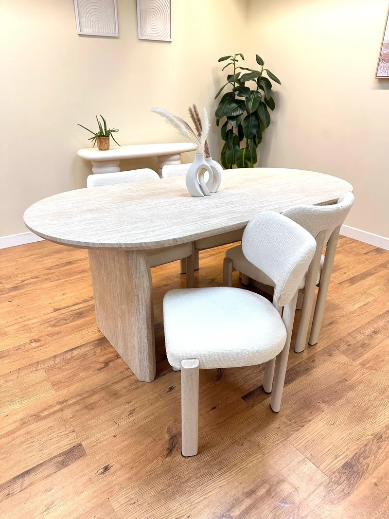Chaise HERA travertin
