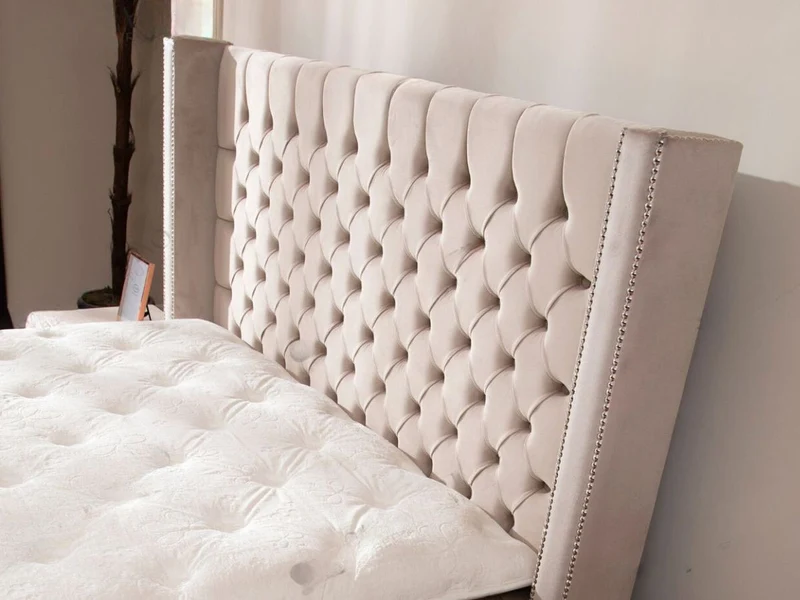 Lit coffre CLOUTE Beige