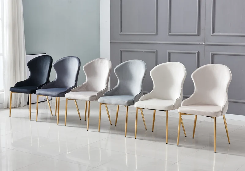Chaise velours noir capitonnée et or - Hilton x4