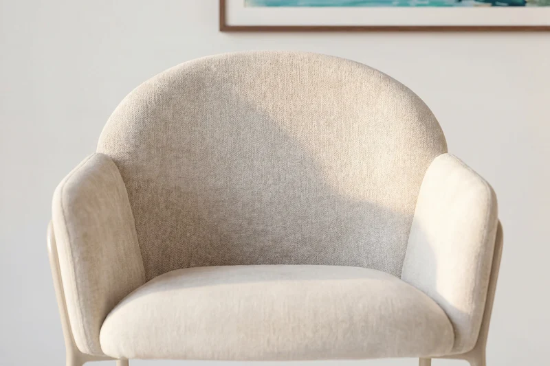 LOT NAYA - CHAISE