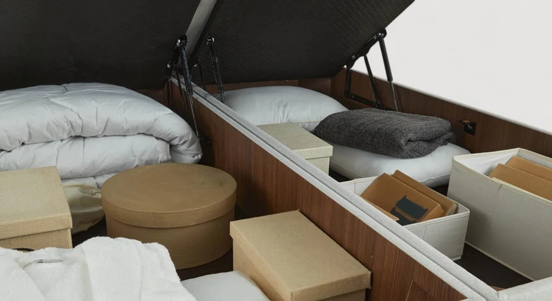 Pack lit coffre, matelas et tête de lit NINA Queens Beige