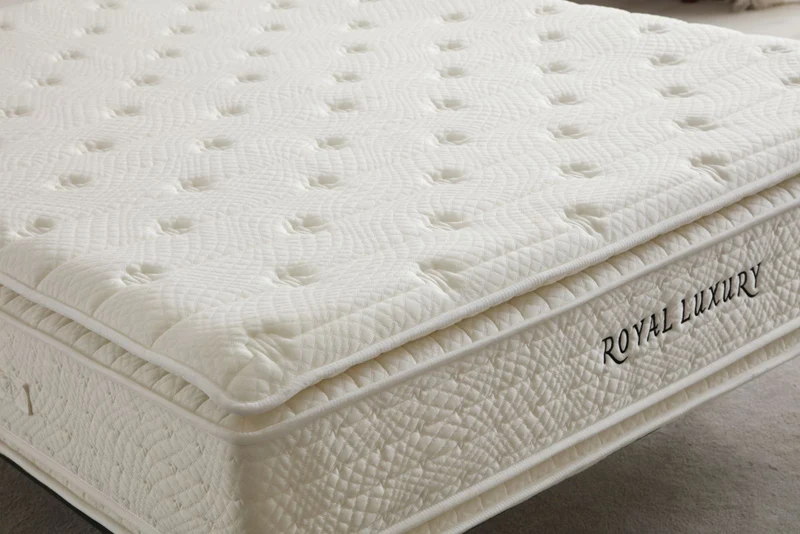 ROYAL LUXURY