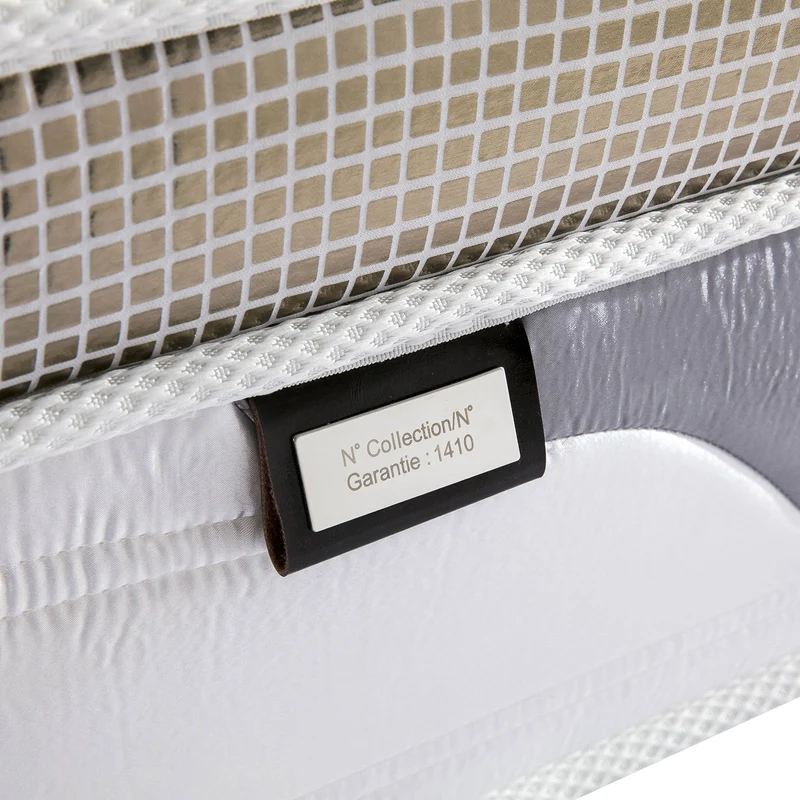 Aurus - Matelas mémoire de forme, latex et ressorts ensachés thermorégulant